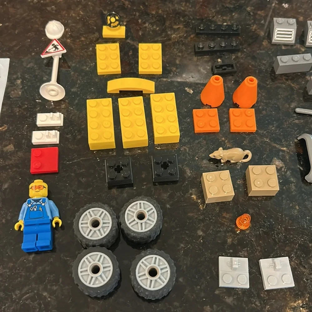 Retired LEGO City Set 60284: Roadwork Truck